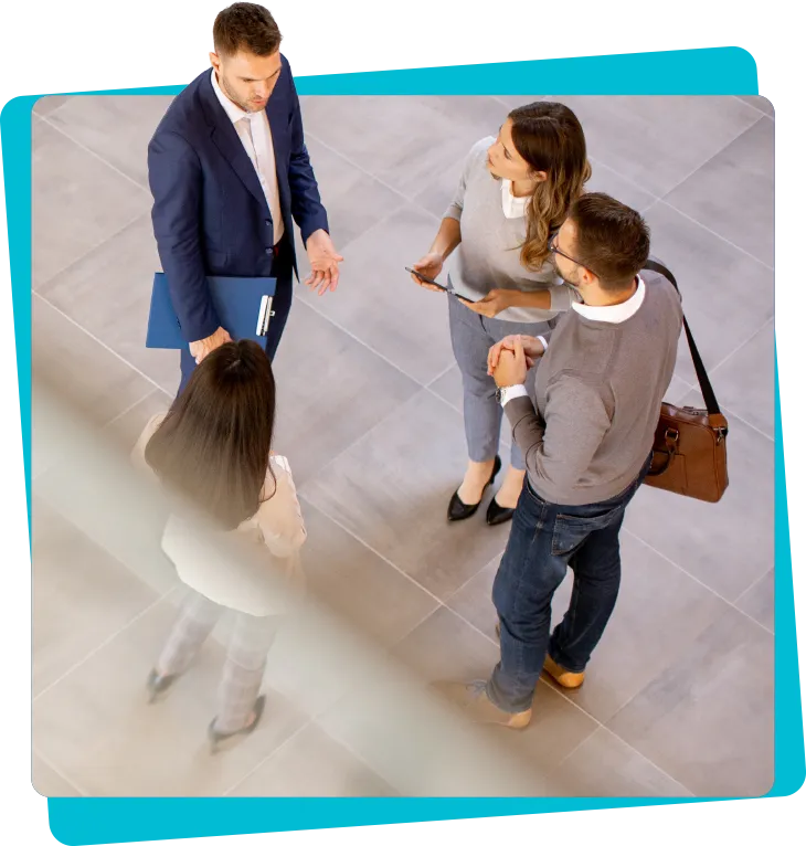 Talent Trends 2026 Bientôt disponible : Image représentant un groupe de personnes réunies en tenue professionnelle