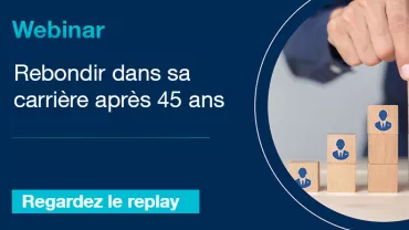 Webinar sur la carrière après 45 ans, image de blocs empilés.