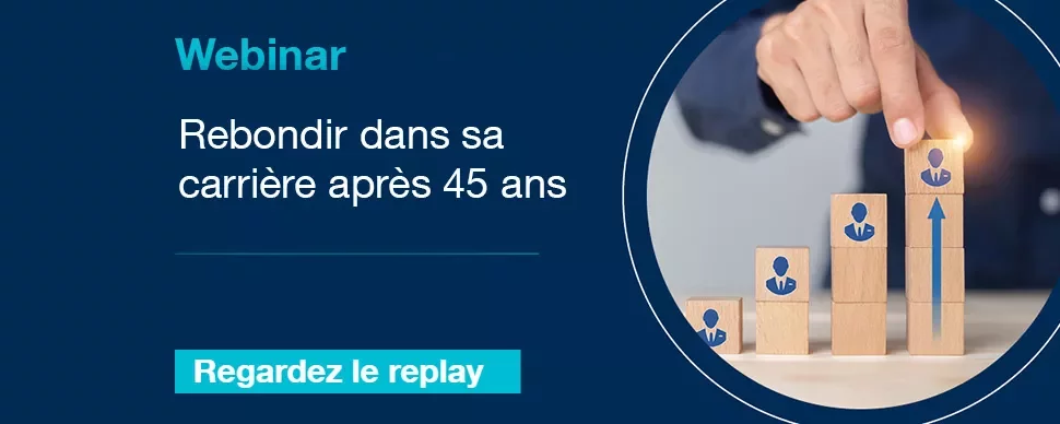 Webinar sur la carrière après 45 ans, image de blocs empilés.