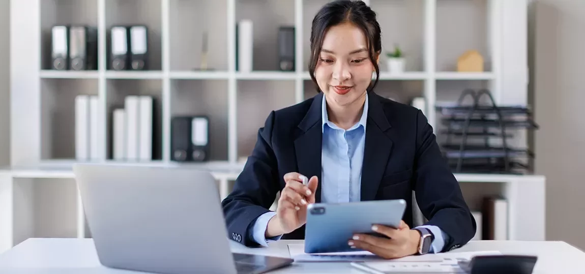 Collaborateur comptable en cabinet, dossiers clients, ambiance cabinet d'expertise 